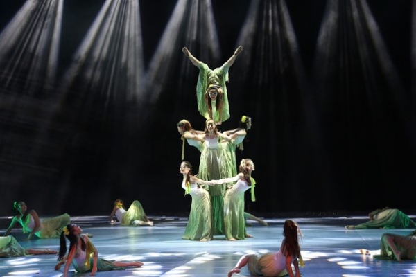 Монголын циркчид дэлхийн циркийн “Оскар” хүртлээ